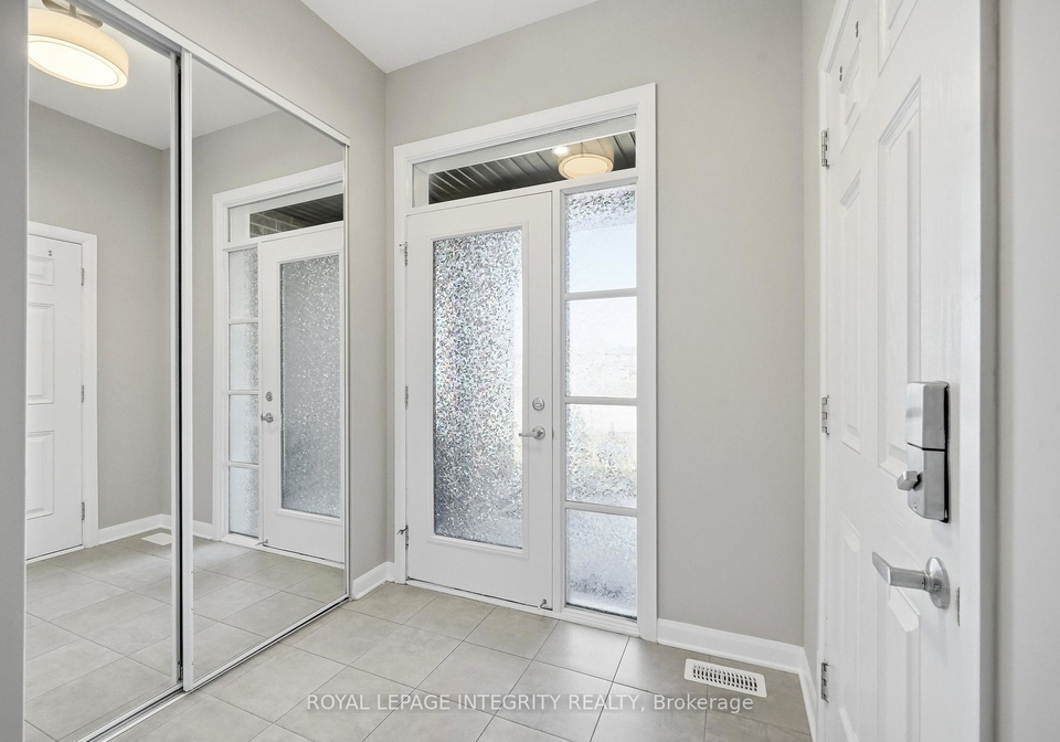 145-gardenpost-terrace-ottawa-ontario-x13031716