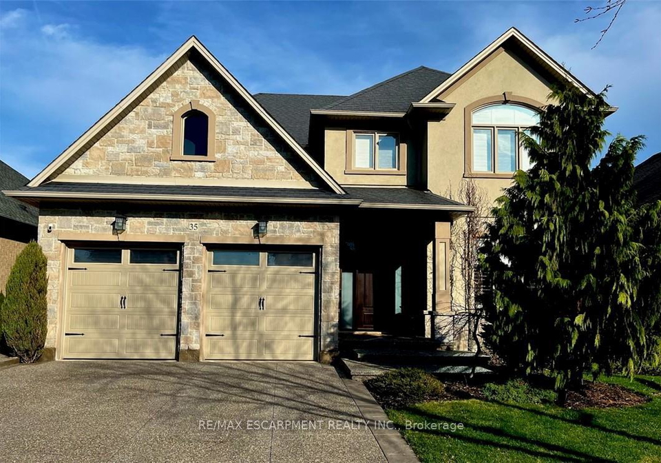 35-greti-drive-hamilton-ontario-x13031912