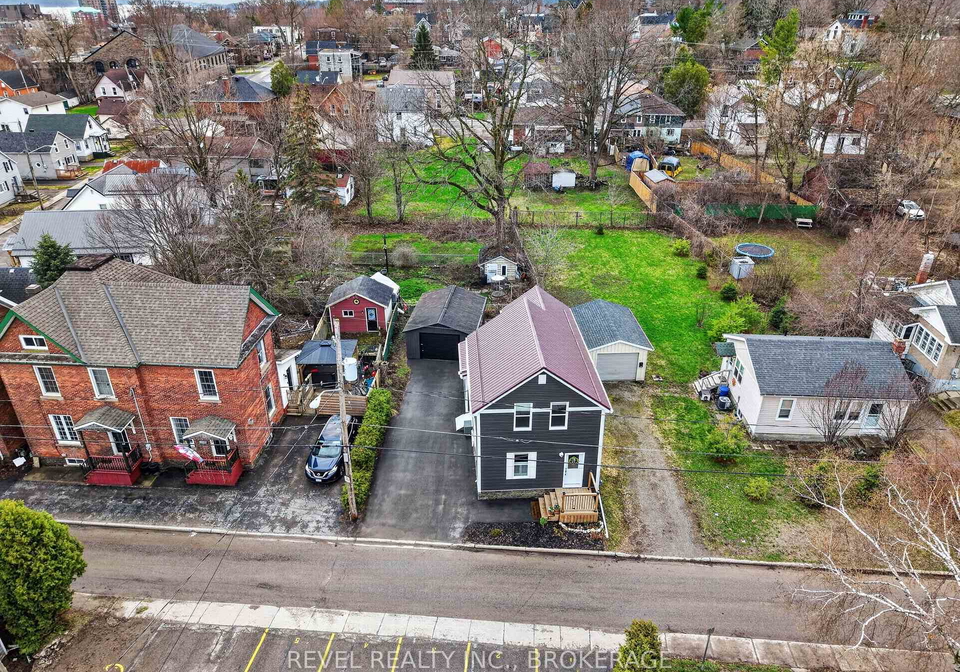 38-bennett-street-brockville-ontario-x13032232