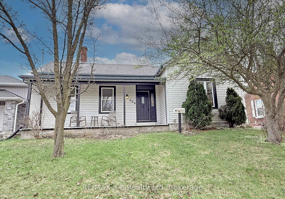 688-henry-street-woodstock-ontario-x13032432