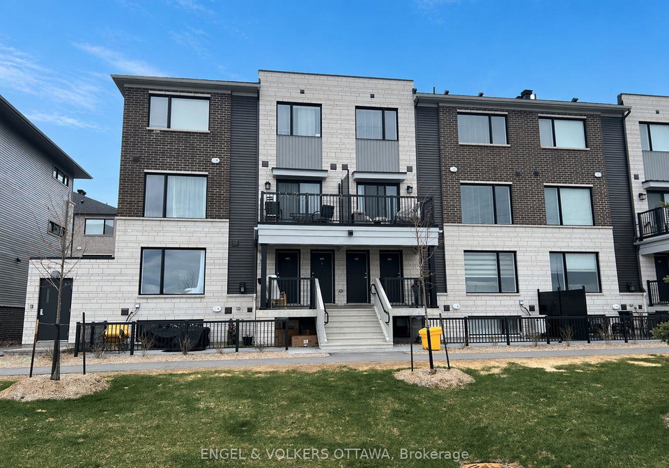 1627-creekway-private-kanata-ontario-x13032524