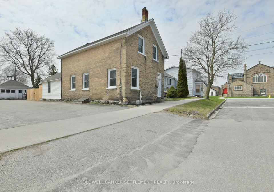51-main-street-w-smiths-falls-ontario-x13032660
