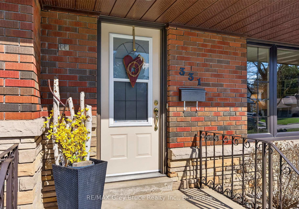 331-8th-avenue-e-owen-sound-ontario-x13032716