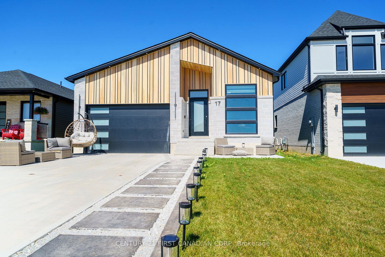 17-sheldabren-street-north-middlesex-ontario-x13033050