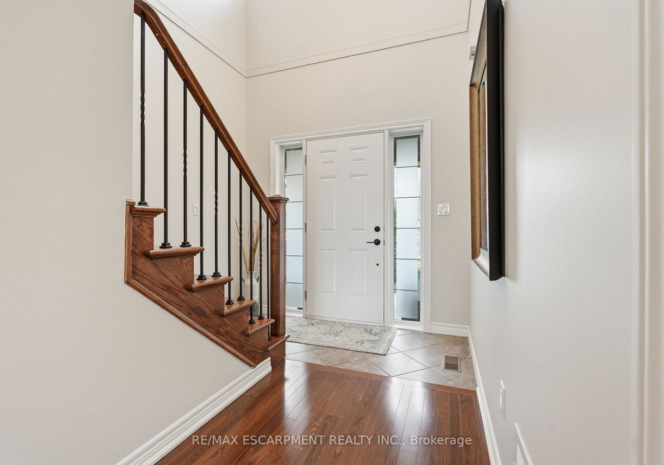 253-millview-court-guelpheramosa-ontario-x13033096