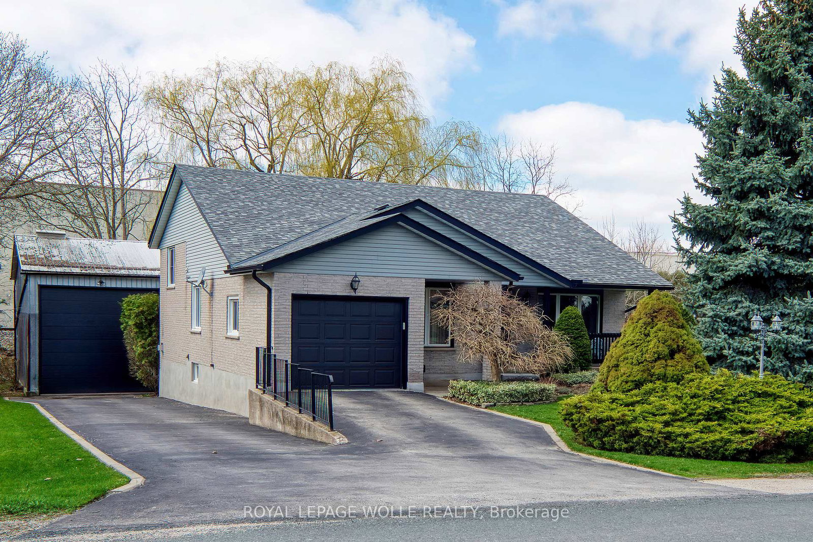 108-queensway-drive-woolwich-ontario-x13033192