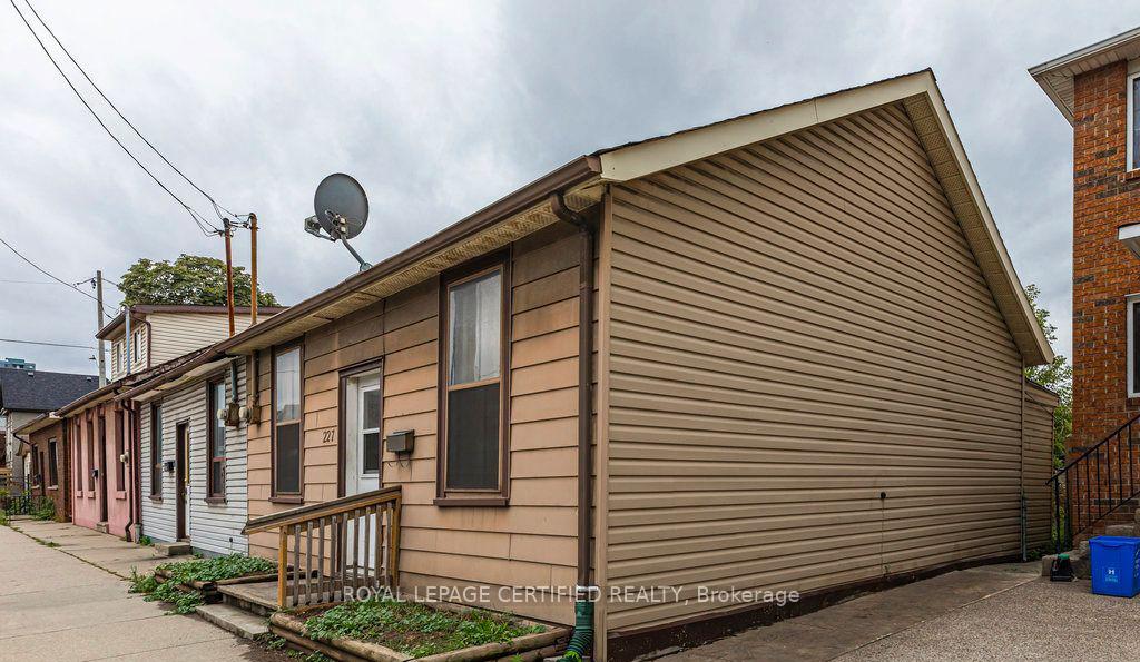 227-wellington-street-n-hamilton-ontario-x13033202