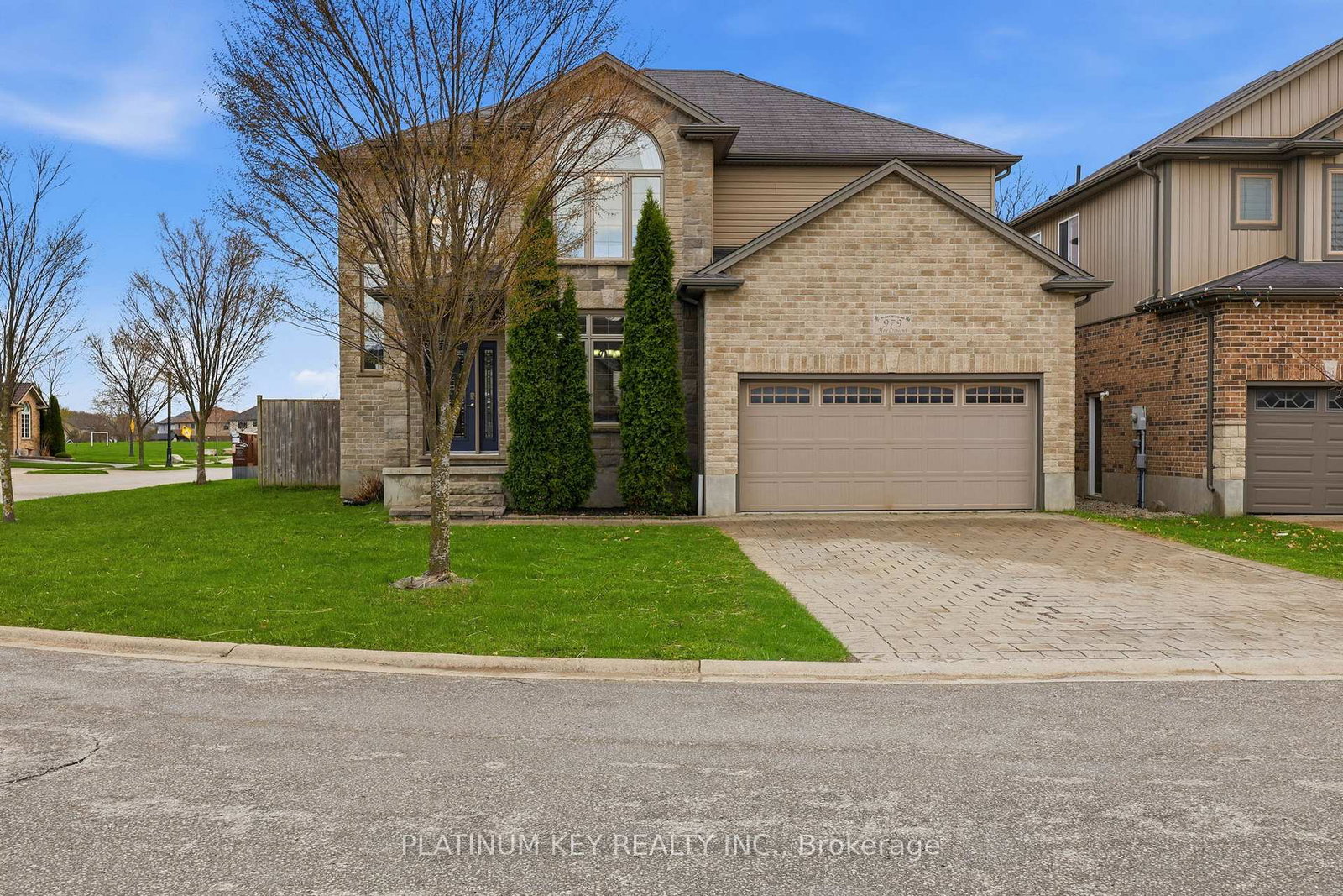 979-moy-crescent-london-north-ontario-x13033536