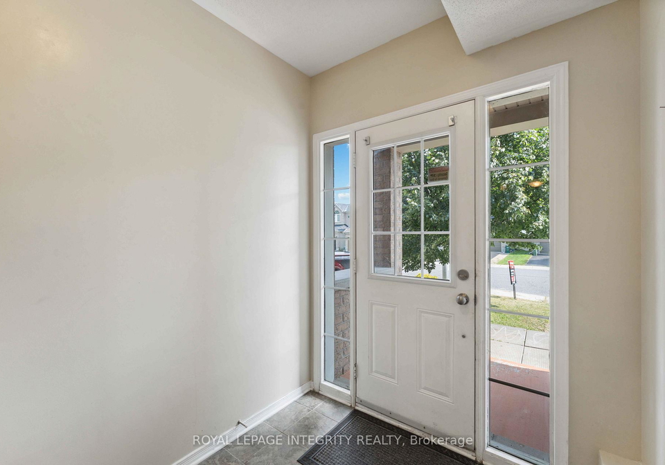 215-huntsville-drive-kanata-ontario-x13033544