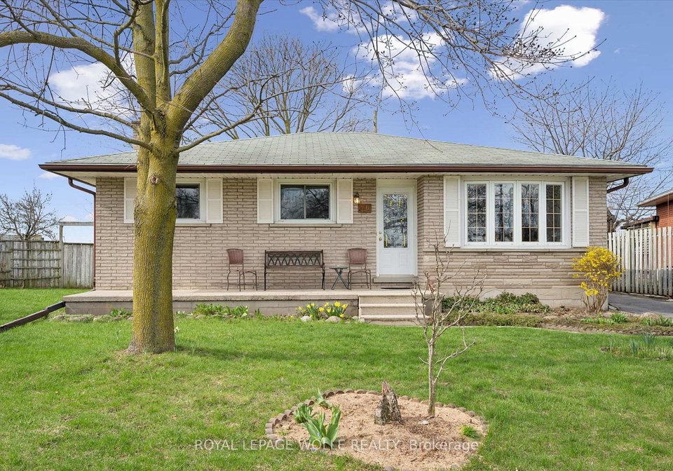 26-parkhill-court-kitchener-ontario-x13033600