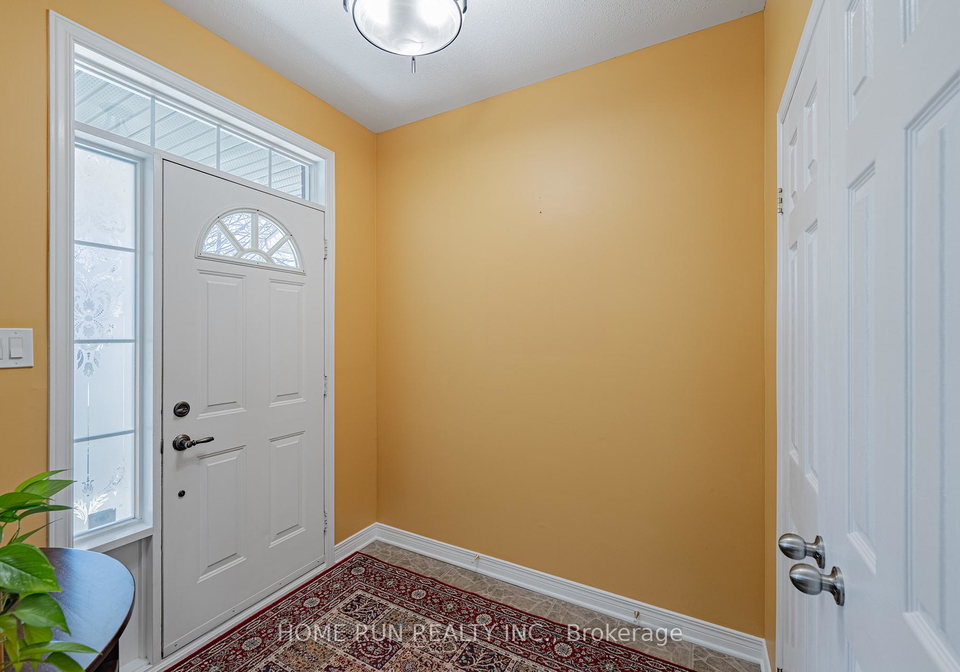 5-thunderbird-crescent-kanata-ontario-x13033646