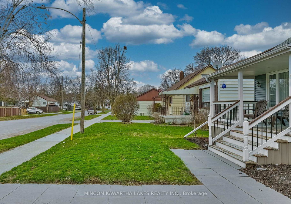 374-grady-avenue-peterborough-ontario-x13033680