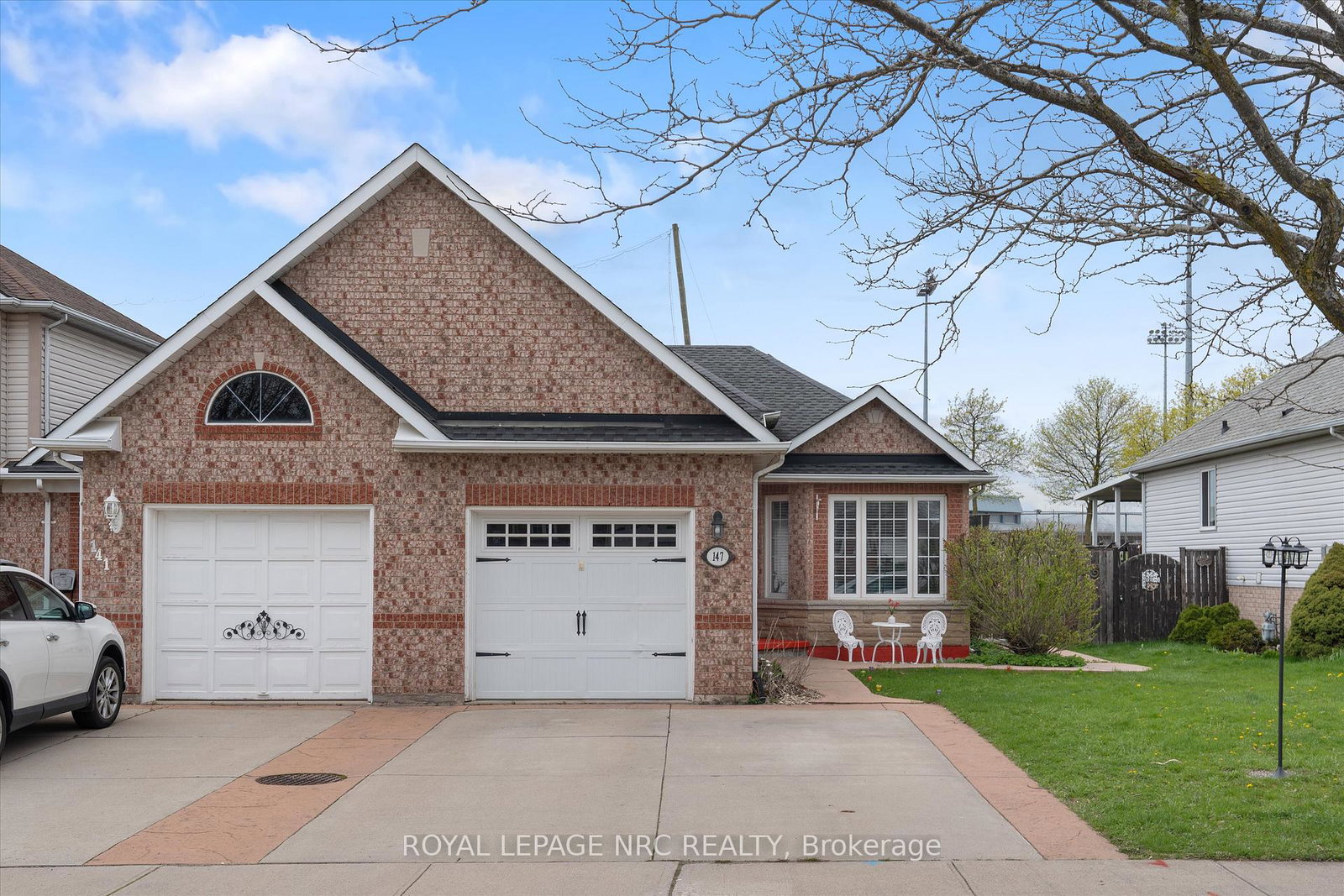 147-st-lawrence-drive-welland-ontario-x13033704