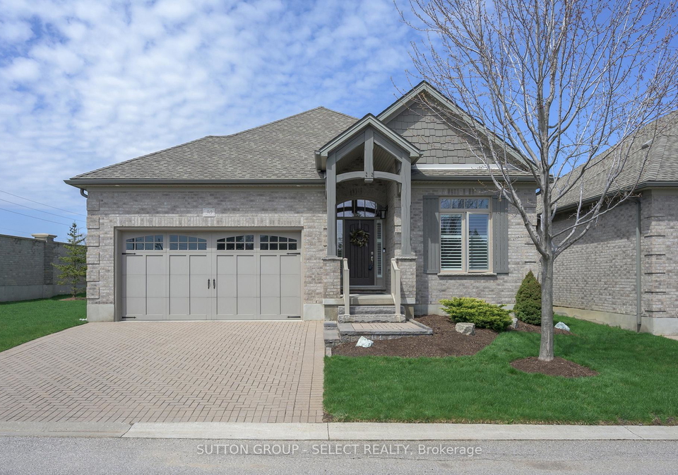 725-eagletrace-drive-london-north-ontario-x13033788