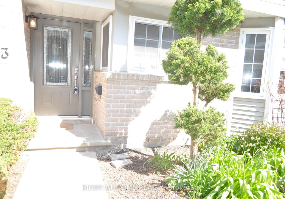 104-woodlawn-road-e-guelph-ontario-x13033820