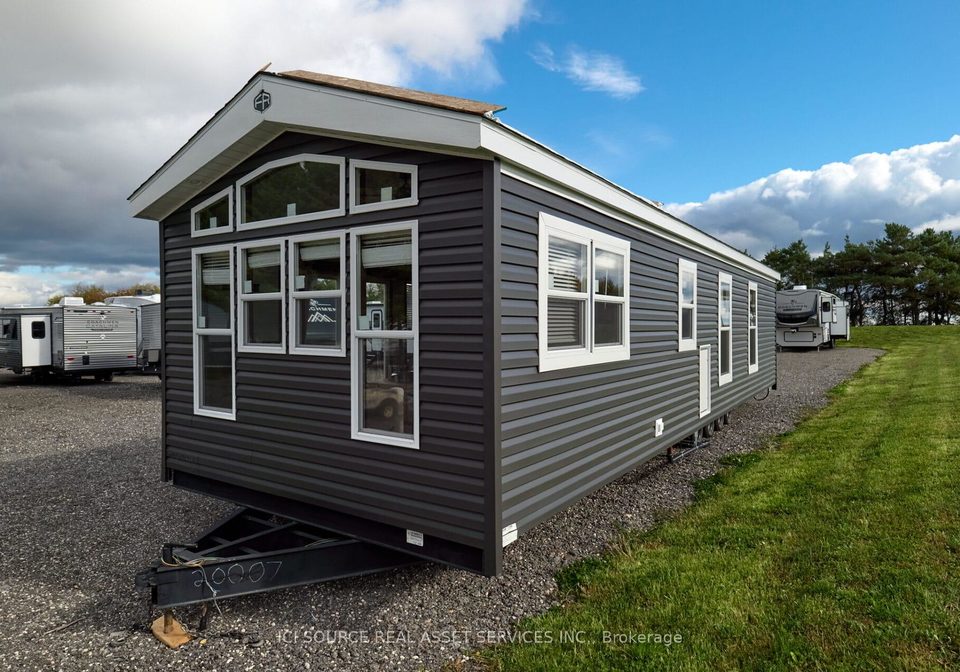 486-county-road-18-prince-edward-county-ontario-x13033822