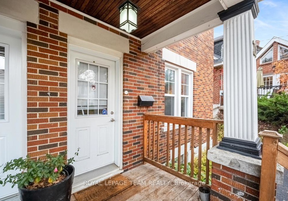 21-acacia-avenue-ottawa-ontario-x13033972