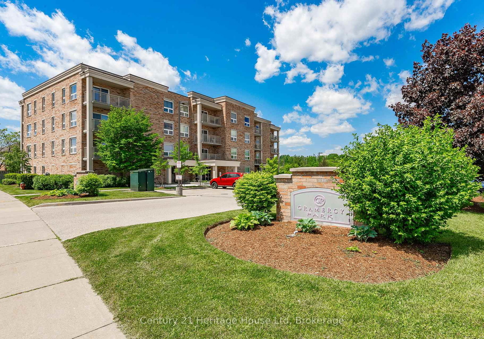 901-paisley-road-guelph-ontario-x13033996