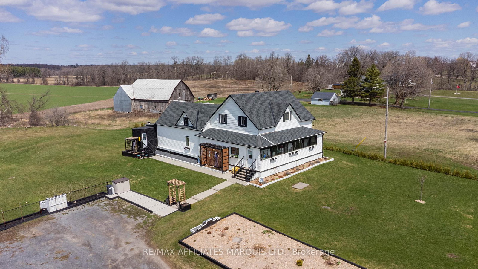 18753-county-19-road-south-glengarry-ontario-x13034014