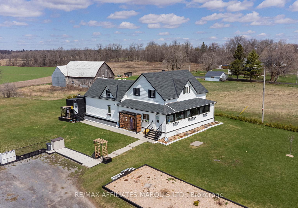 18753-county-19-road-south-glengarry-ontario-x13034014