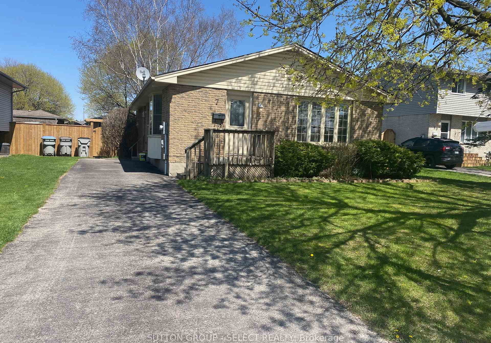 7-arva-court-strathroy-caradoc-ontario-x13034126