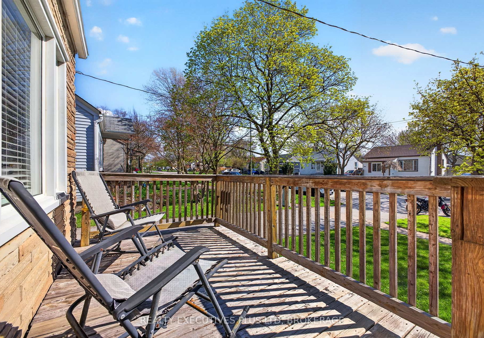 46-doncaster-boulevard-st-catharines-ontario-x13034328