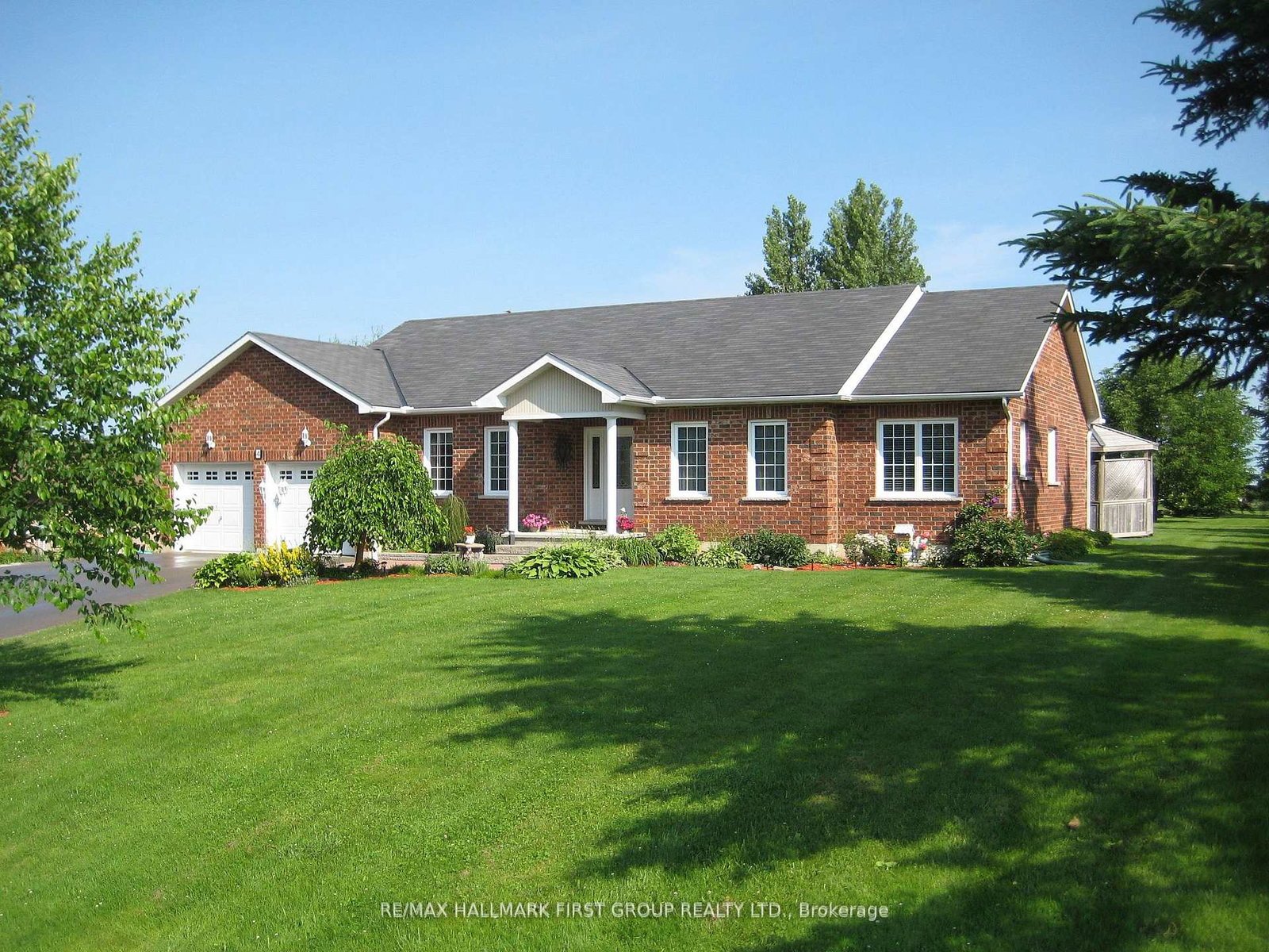 4-bluewater-avenue-kawartha-lakes-ontario-x13034342