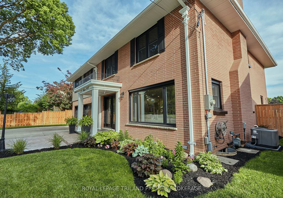 271-baseline-road-e-london-south-ontario-x13034358