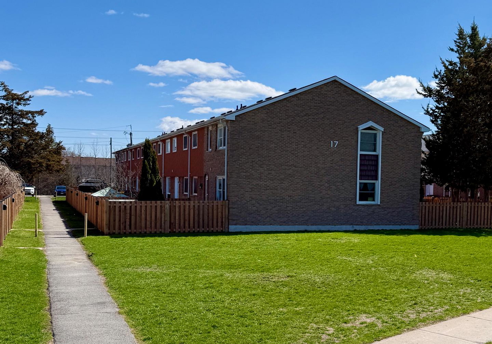 17-tracey-park-drive-belleville-ontario-x13034380