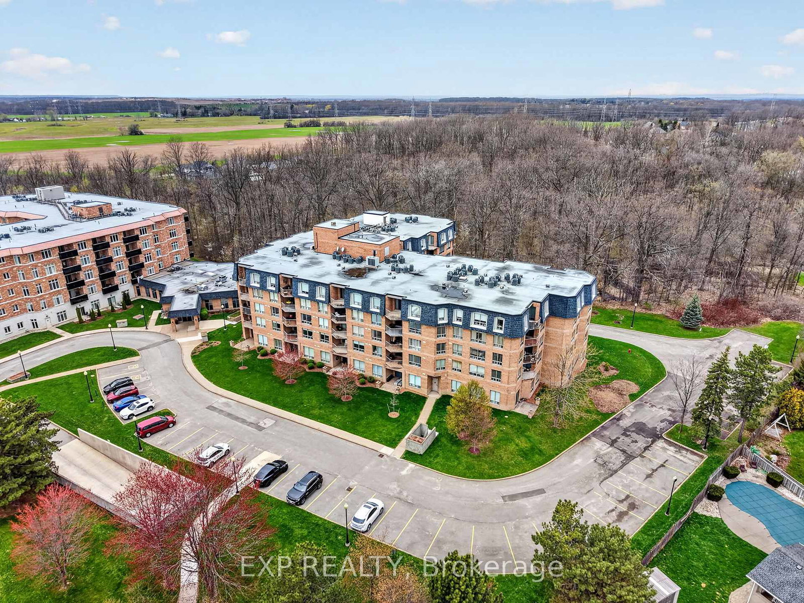 8111-forest-glen-drive-niagara-falls-ontario-x13034630