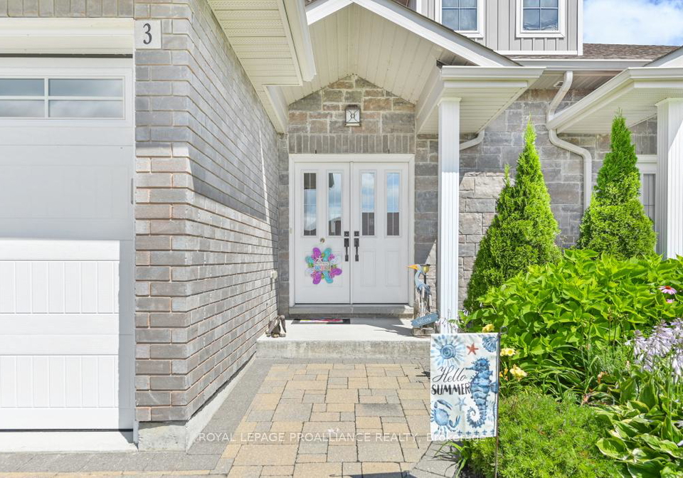 3-cortland-crescent-quinte-west-ontario-x13034668