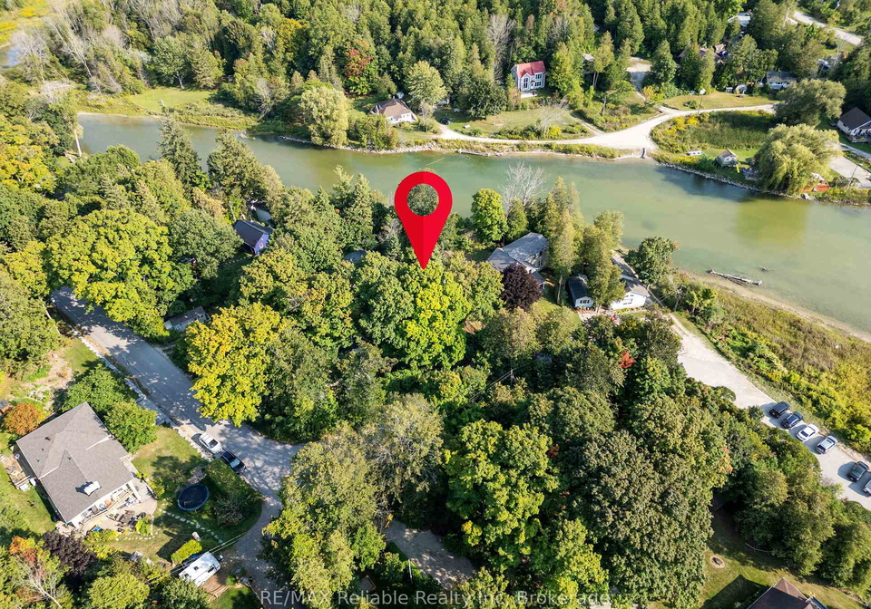 24-huron-street-n-ashfield-colborne-wawanosh-ontario-x13034812