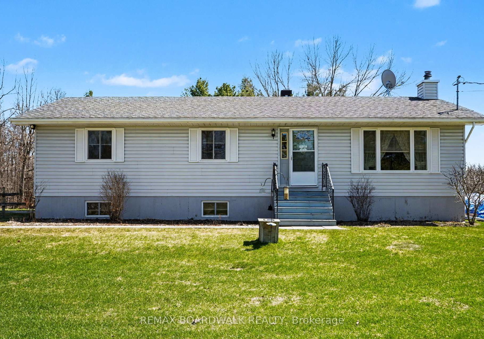 1283-bathurst-5th-concession-tay-valley-ontario-x13034822