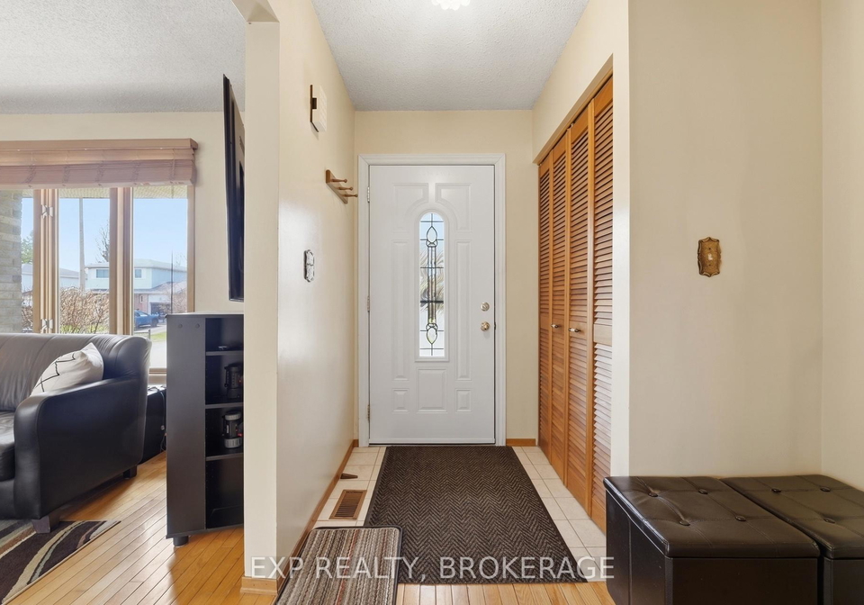 693-cedarwood-drive-kingston-ontario-x13035020