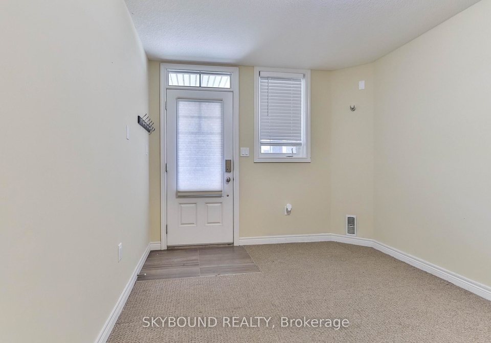 2-egleston-lane-hamilton-ontario-x13035062