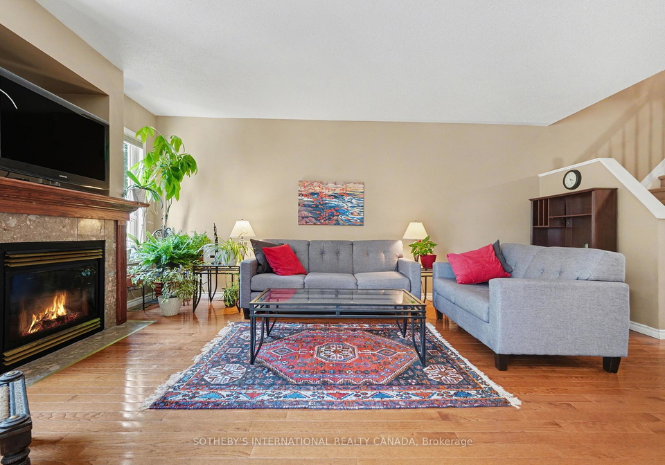 55-chantilly-gate-ottawa-ontario-x13035144