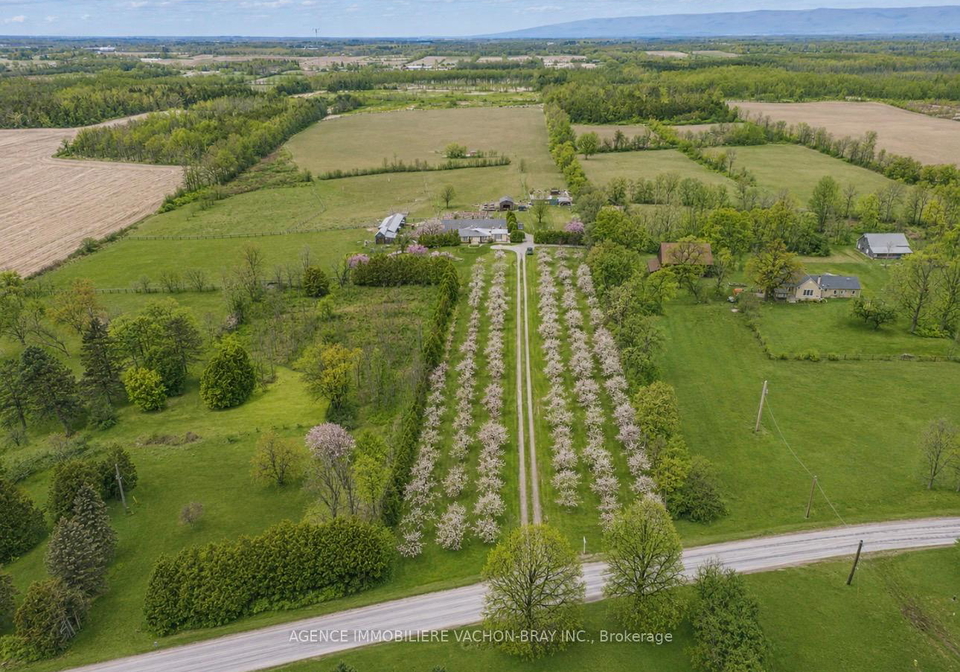 21237-concession-6-road-south-glengarry-ontario-x13035164