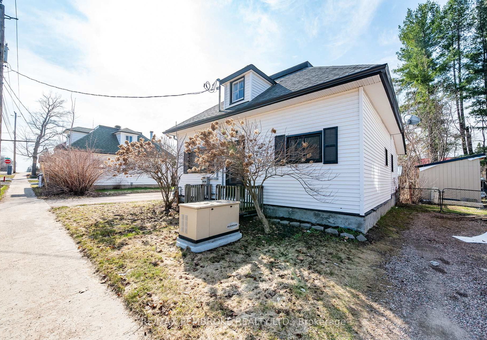 354-irving-street-pembroke-ontario-x13035176
