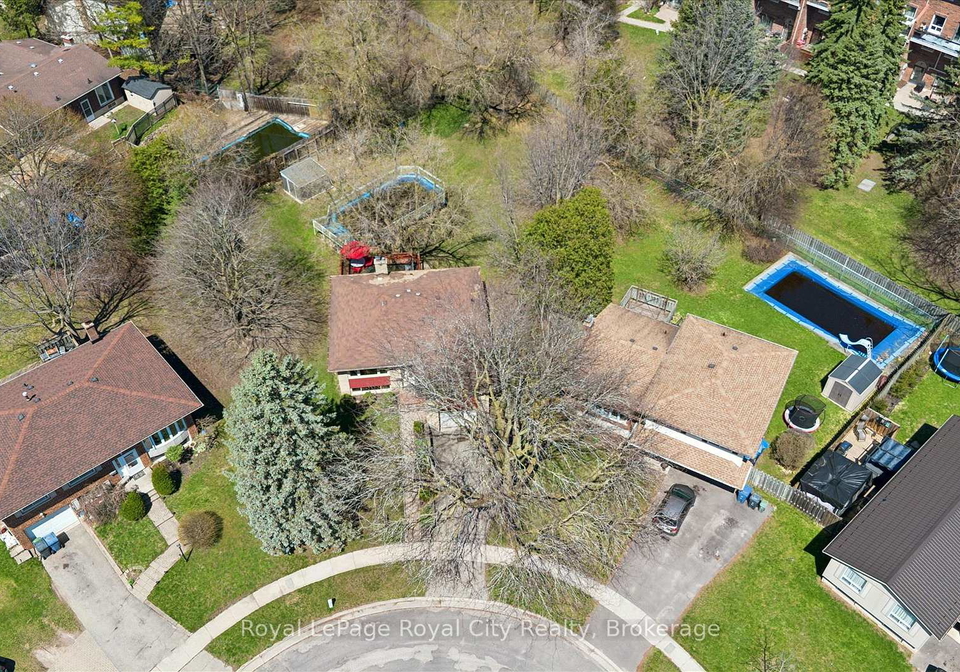 11-gregory-place-guelph-ontario-x13035184