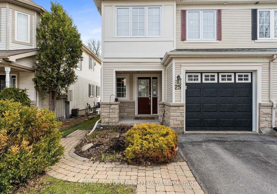 25-goldthorpe-private-ottawa-ontario-x13035308