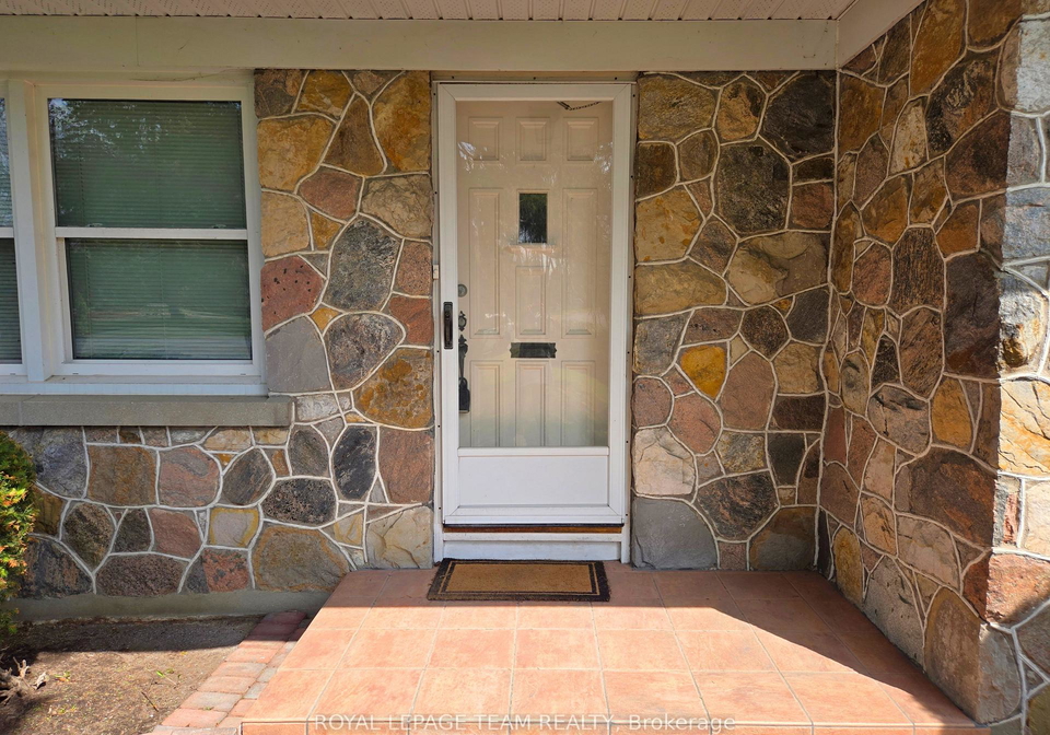 825-killeen-avenue-ottawa-ontario-x13035400
