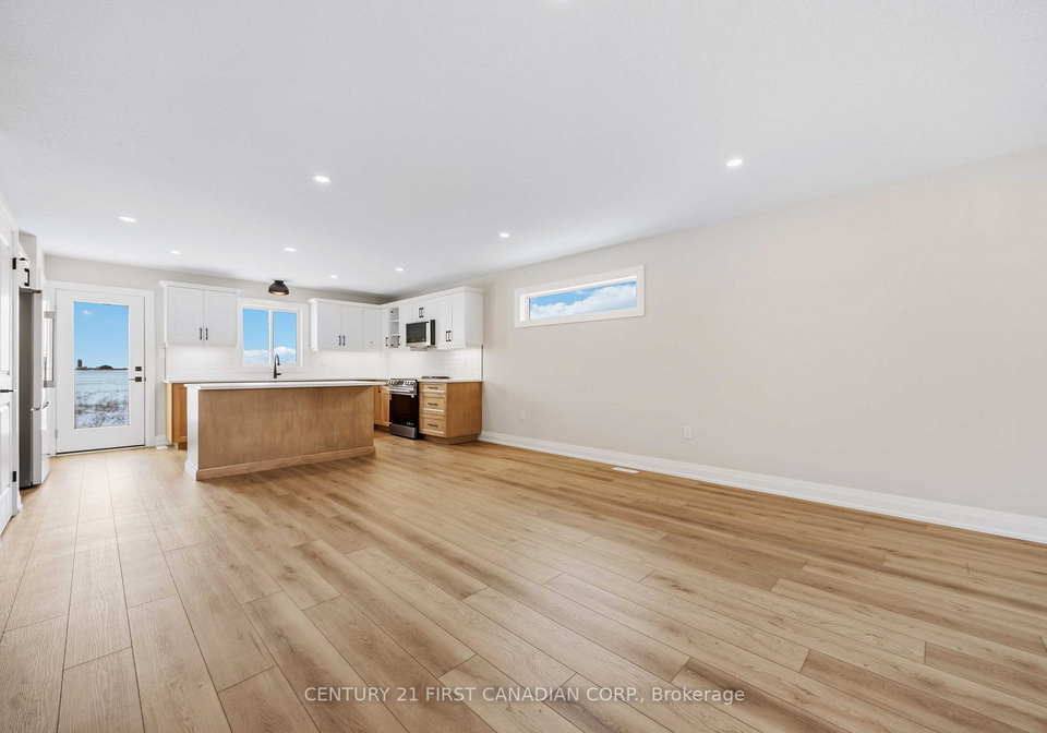 639-ketter-way-plympton-wyoming-ontario-x13035602