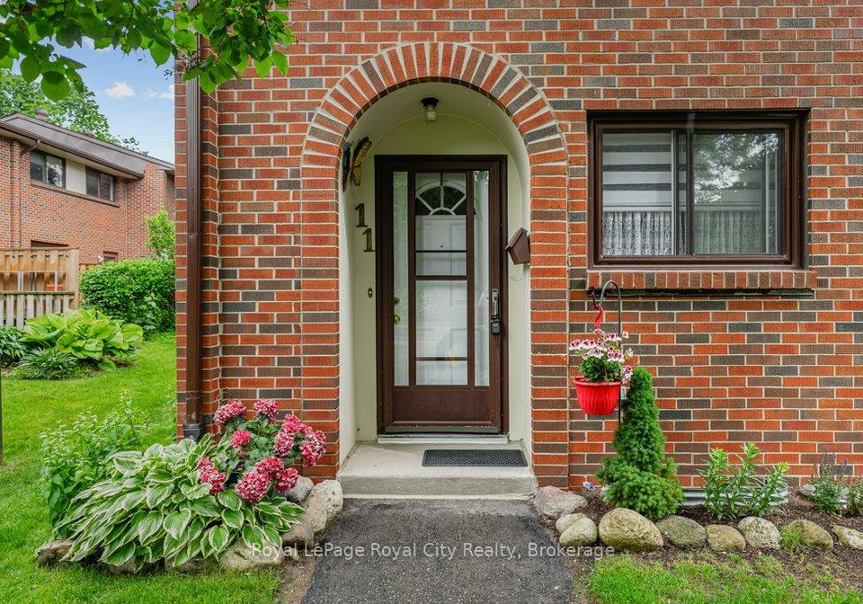 41-rhonda-road-guelph-ontario-x13035652