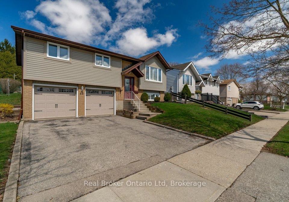 68-settlers-drive-kitchener-ontario-x13035928