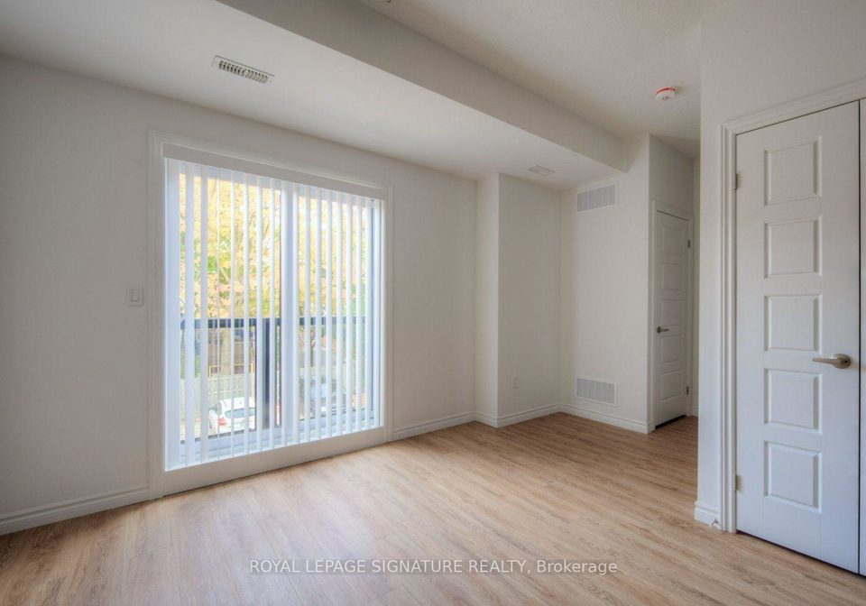 374-prospect-avenue-kitchener-ontario-x13035942