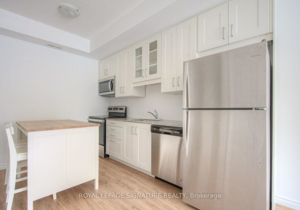 374-prospect-avenue-kitchener-ontario-x13035942
