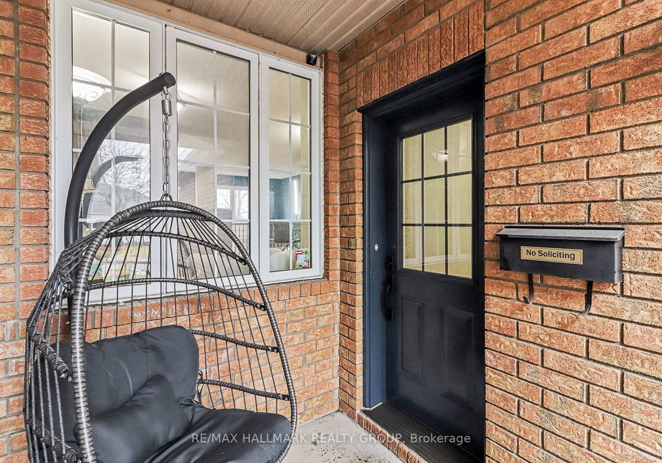 111-ludlowe-street-ottawa-ontario-x13036052