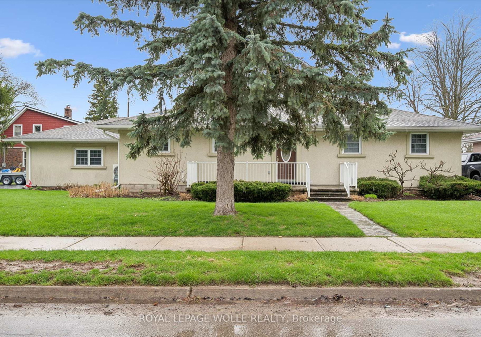 407-west-gore-street-stratford-ontario-x13036200