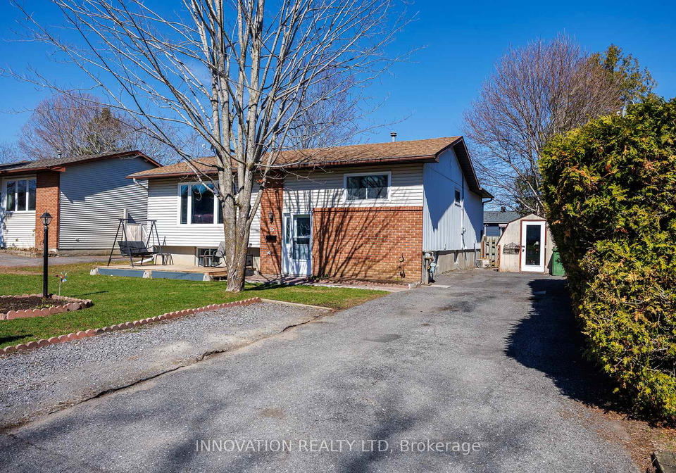 15-henderson-street-carleton-place-ontario-x13036308