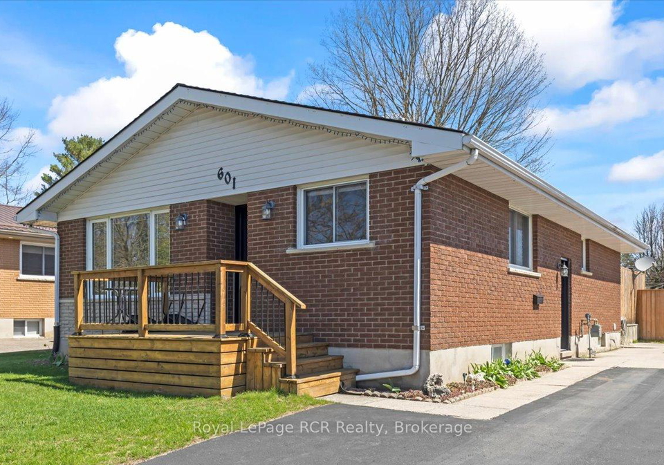 601-17th-avenue-hanover-ontario-x13036322